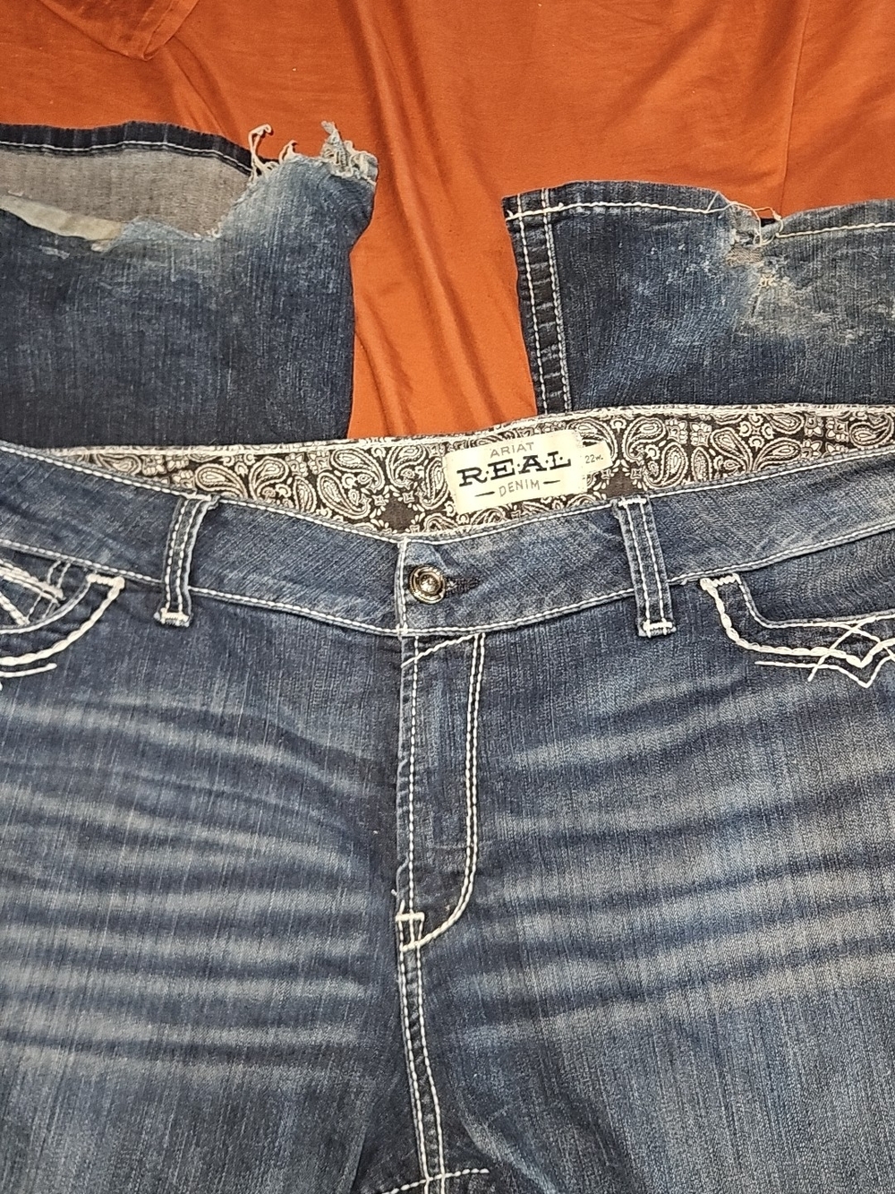 Ariat Women's Blue Bootcut Jeans (some rips on bottom)
